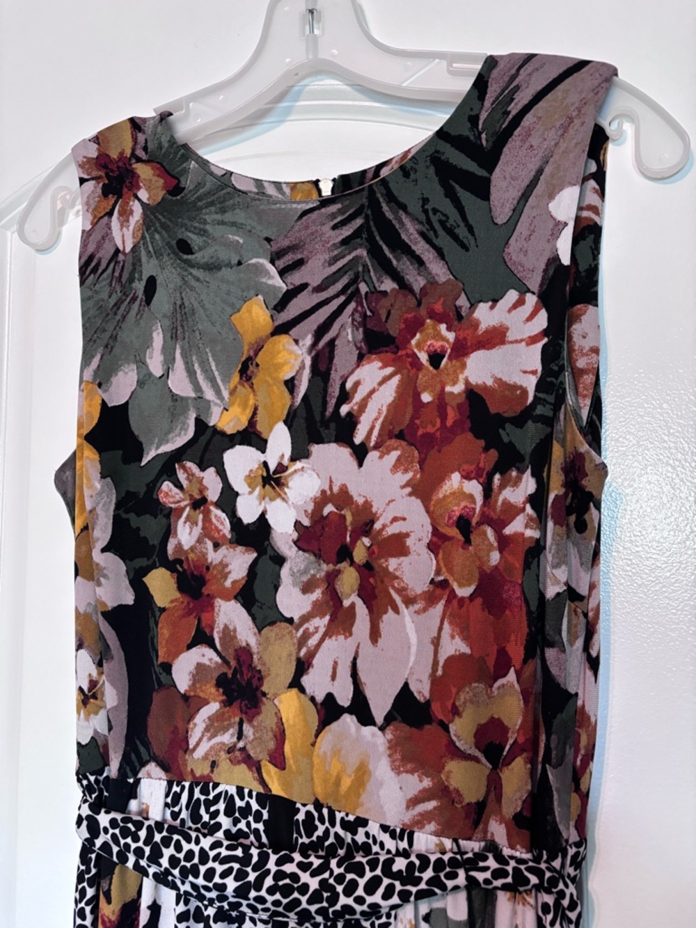 Roz & Ali Floral & Animal-Print Handkerchief Hem Dress in Green Size 8 - Picture 7 of 13